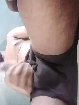 Snapshot of Simon1422 chatting on 04.10.26 Simon1422 online show from 04.10.26