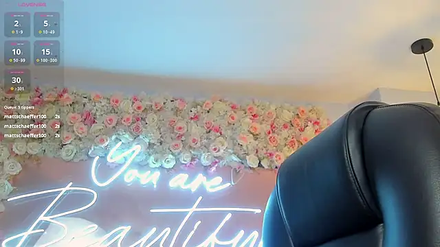 CorinneRusso online show from 02.09.25