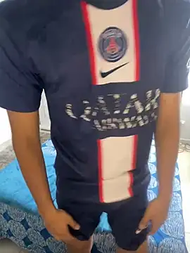 Leonarrrd 01 online show from 01.18.25