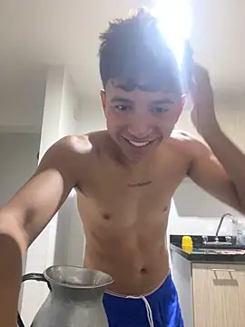 Leonarrrd 01 online show from 03.16.25