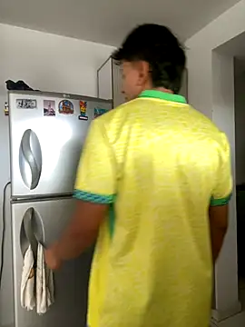 Leonarrrd 01 online show from 10.03.25