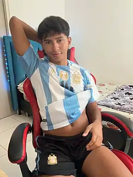 Leonarrrd 01 online show from 02.28.26