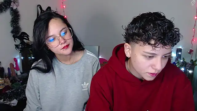 Snapshot of Antonella_Cruz02 chatting on 12.14.24 Antonella Cruz02 online show from 12.14.24