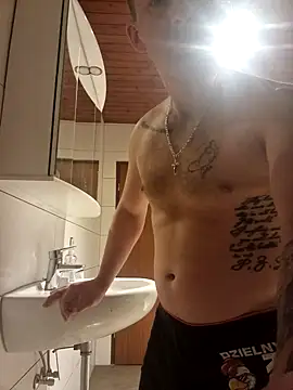 Snapshot of magicSeX4You chatting on 02.25.25 magicSeX4You online show from 02.25.25