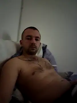 Snapshot of magicSeX4You chatting on 03.18.25 magicSeX4You online show from 03.18.25