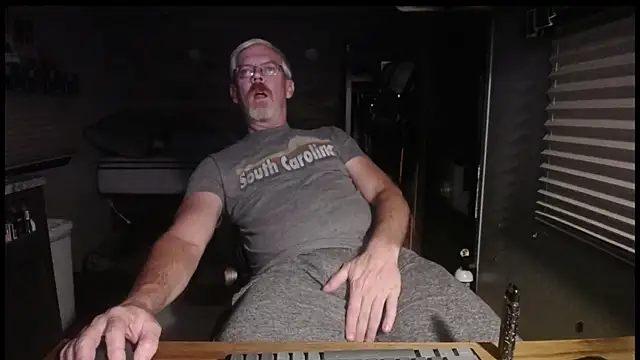 Di9ital069 online show from 10.31.25