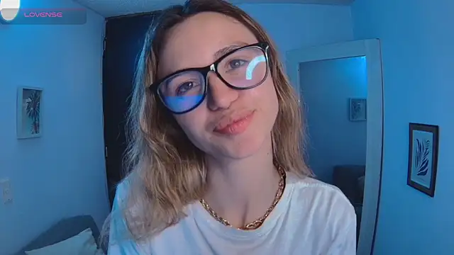 Lucy Princes online show from 03.19.25