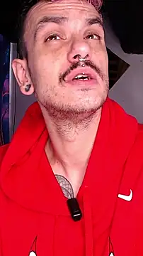 Snapshot of cek_186 chatting on 02.04.25 cek 186 online show from 02.04.25