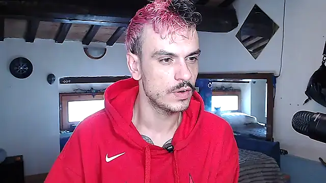 Snapshot of cek_186 chatting on 02.05.25 cek 186 online show from 02.05.25