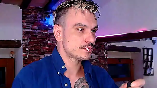 Snapshot of cek_186 chatting on 03.20.25 cek 186 online show from 03.20.25