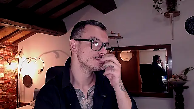 Snapshot of cek_186 chatting on 09.14.25 cek 186 online show from 09.14.25