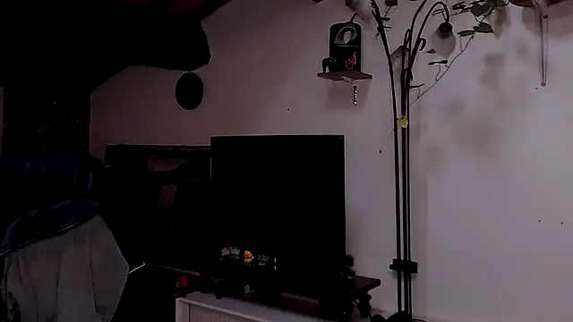 Snapshot of cek_186 chatting on 10.14.25 cek 186 online show from 10.14.25