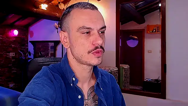 Snapshot of cek_186 chatting on 11.16.25 cek 186 online show from 11.16.25