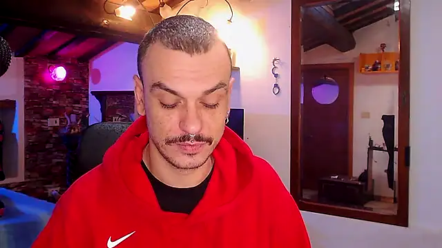 Snapshot of cek_186 chatting on 11.27.25 cek 186 online show from 11.27.25