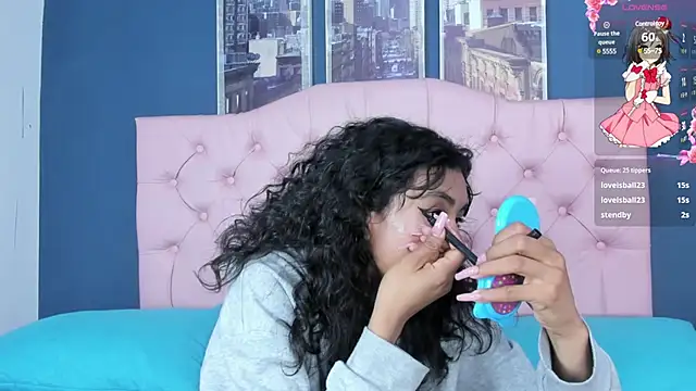 Snapshot of Applehot_LRR chatting on 03.04.25 Applehot LRR online show from 03.04.25