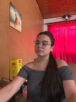 CamilaSofiia online show from 05.08.26