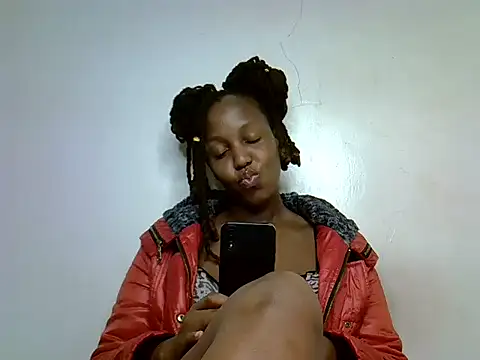 Snapshot of sexxy_kay chatting on 01.10.25 sexxy kay online show from 01.10.25