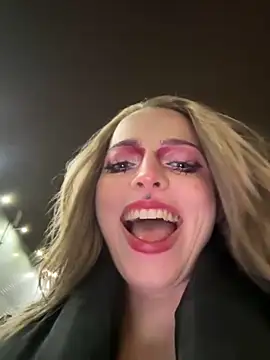 LoraaDoll online show from 11.01.25