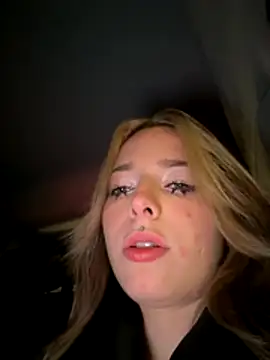 LoraaDoll online show from 11.12.25