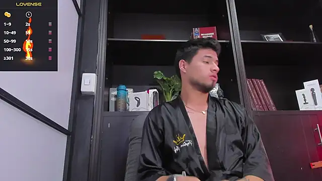 EdwardRoss  online show from 02.15.25