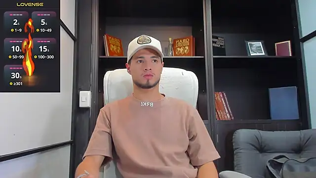 EdwardRoss  online show from 02.28.25