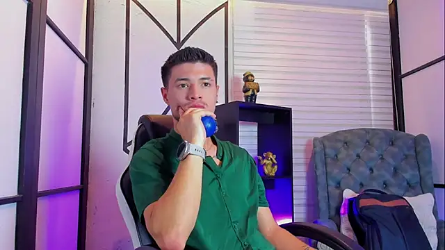 EdwardRoss  online show from 09.15.25