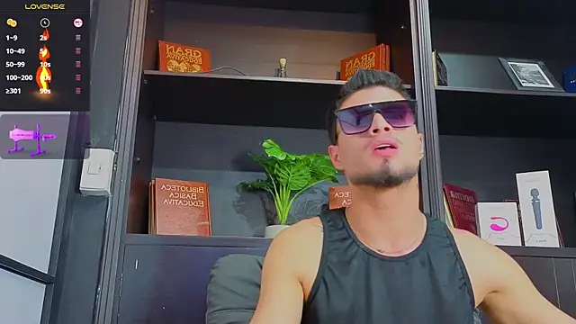 EdwardRoss  online show from 09.16.25