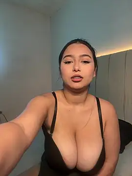 Snapshot of RexxaYBlade chatting on 03.14.26 RexxaYBlade online show from 03.14.26