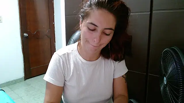 Snapshot of Kate_lorens9 chatting on 01.09.25 Kate lorens9 online show from 01.09.25