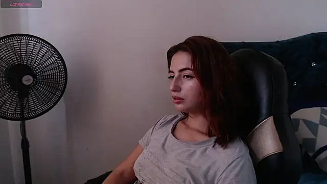 Snapshot of Kate_lorens9 chatting on 01.21.25 Kate lorens9 online show from 01.21.25