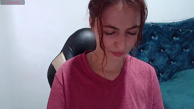 Snapshot of Kate_lorens9 chatting on 03.08.25 Kate lorens9 online show from 03.08.25