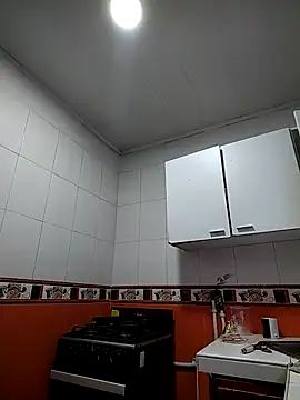 Snapshot of Kate_lorens9 chatting on 10.04.25 Kate lorens9 online show from 10.04.25