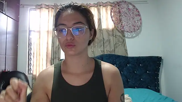 Snapshot of Kate_lorens9 chatting on 11.11.25 Kate lorens9 online show from 11.11.25