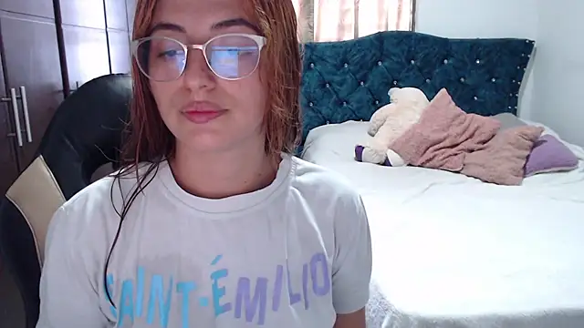 Snapshot of Kate_lorens9 chatting on 11.26.25 Kate lorens9 online show from 11.26.25