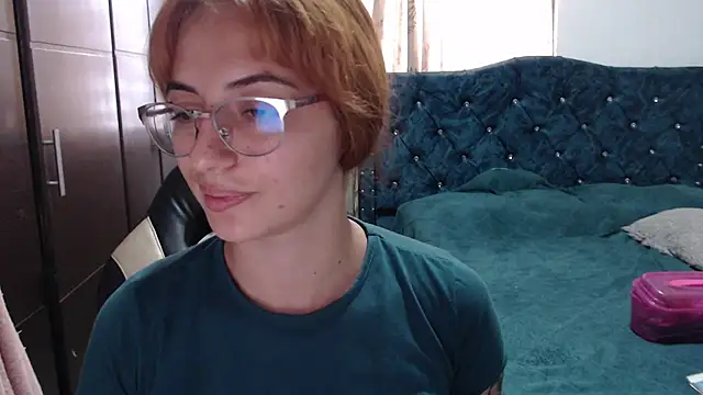 Snapshot of Kate_lorens9 chatting on 02.12.26 Kate lorens9 online show from 02.12.26