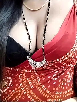 Snapshot of Karin-007 chatting on 11.26.25 Karin-007 online show from 11.26.25