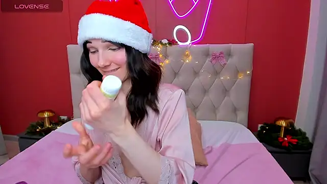 Lili flowerr online show from 01.03.25