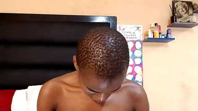 LongPussyLipsxx online show from 01.13.25