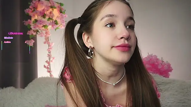 AmiLewis online show from 11.23.25