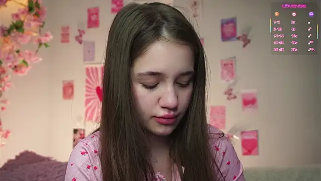 AmiLewis online show from 02.04.26