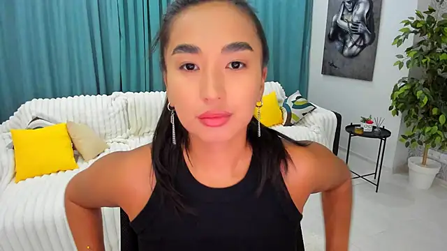 Snapshot of worldofkim chatting on 01.19.25 worldofkim online show from 01.19.25