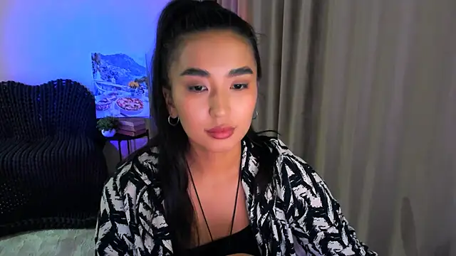 Snapshot of worldofkim chatting on 03.07.25 worldofkim online show from 03.07.25