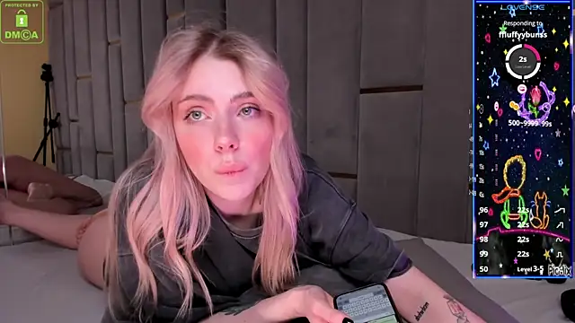 Snapshot of NateHalll chatting on 12.26.24 NateHalll online show from 12.26.24