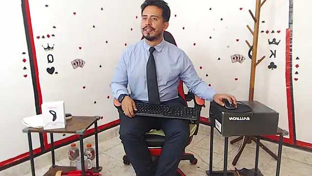 Snapshot of KalethBigDick chatting on 01.19.25 KalethBigDick online show from 01.19.25
