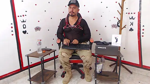 Snapshot of KalethBigDick chatting on 01.23.25 KalethBigDick online show from 01.23.25