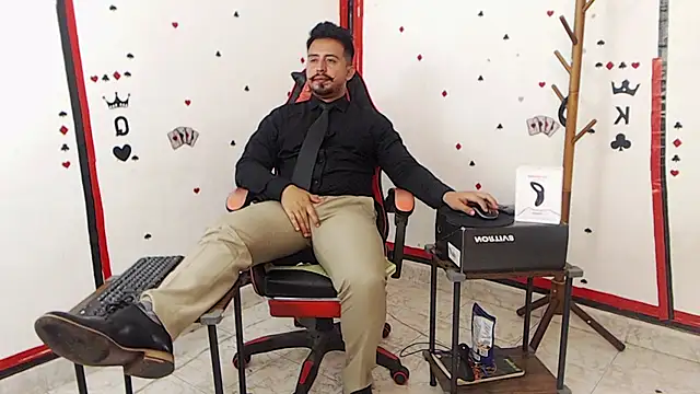 Snapshot of KalethBigDick chatting on 01.27.25 KalethBigDick online show from 01.27.25