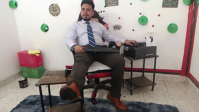 Snapshot of KalethBigDick chatting on 06.24.26 KalethBigDick online show from 06.24.26