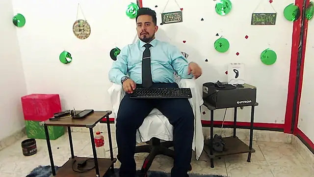 Snapshot of KalethBigDick chatting on 07.25.26 KalethBigDick online show from 07.25.26