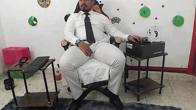 Snapshot of KalethBigDick chatting on 07.28.26 KalethBigDick online show from 07.28.26