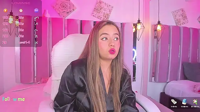 Snapshot of ary_cooper_ chatting on 01.24.25 ary cooper online show from 01.24.25